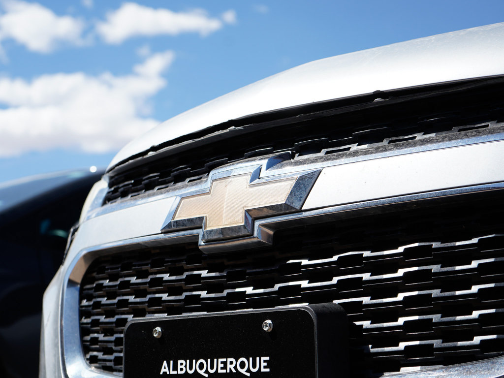 Used 2015 Chevrolet Malibu LTZ FWD image 3