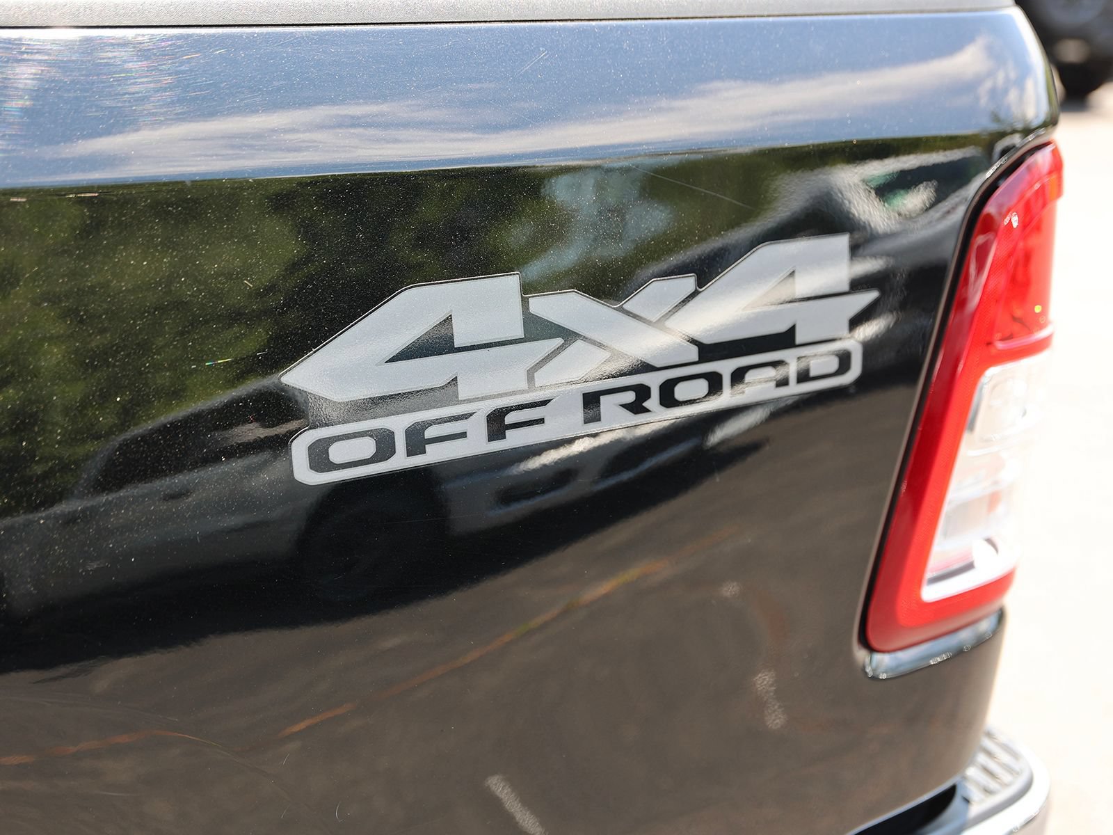 Used 2022 RAM 1500 Big Horn AWD/4WD image 12