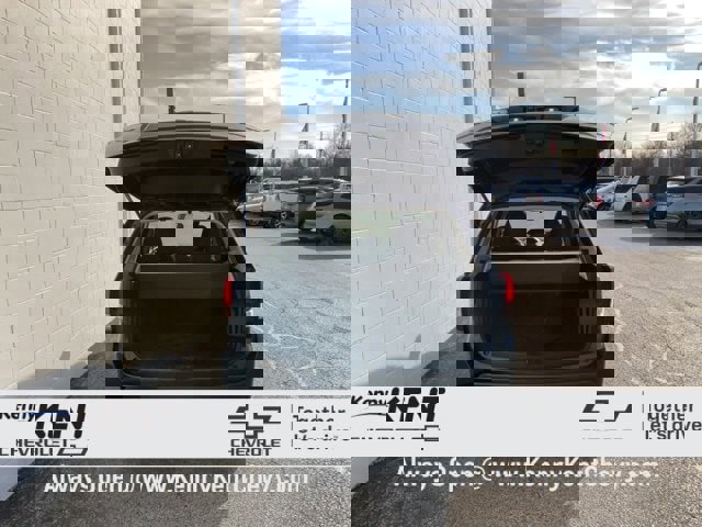 Used 2022 Subaru Forester Premium image 7