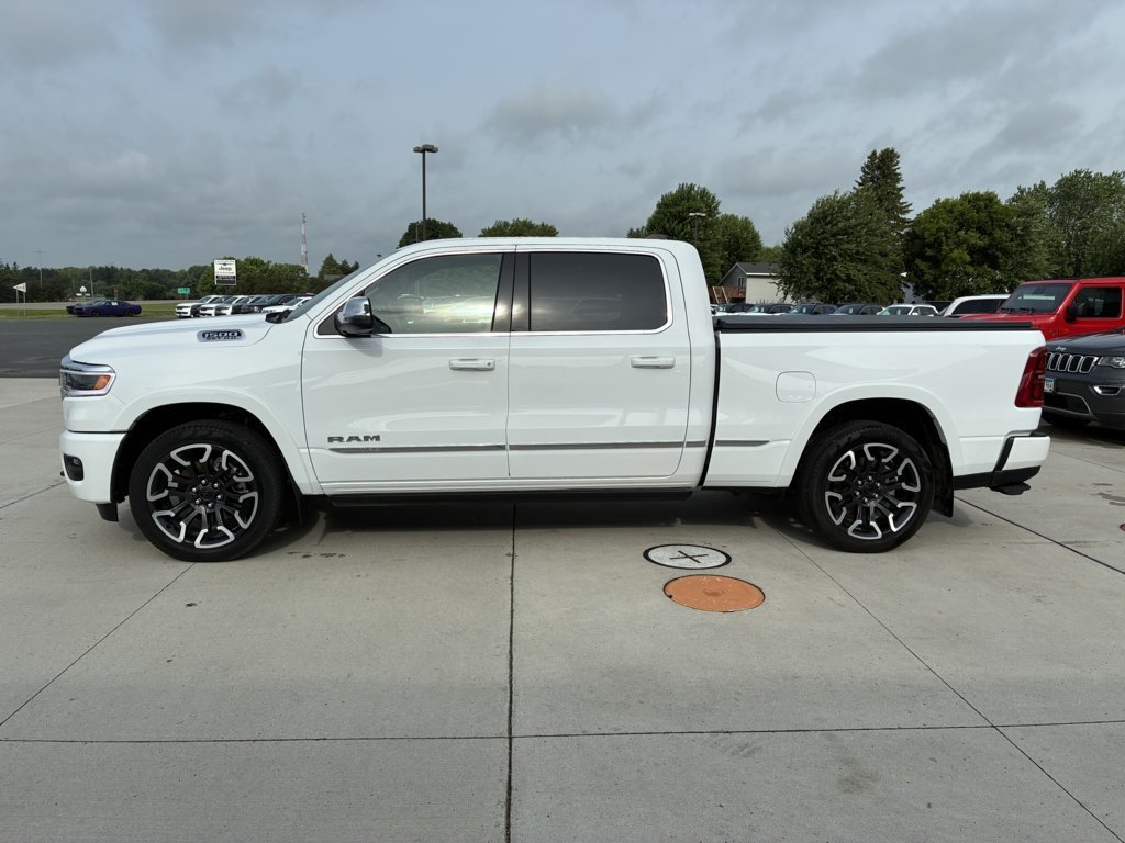 Used 2025 RAM 1500 Limited AWD/4WD image 5