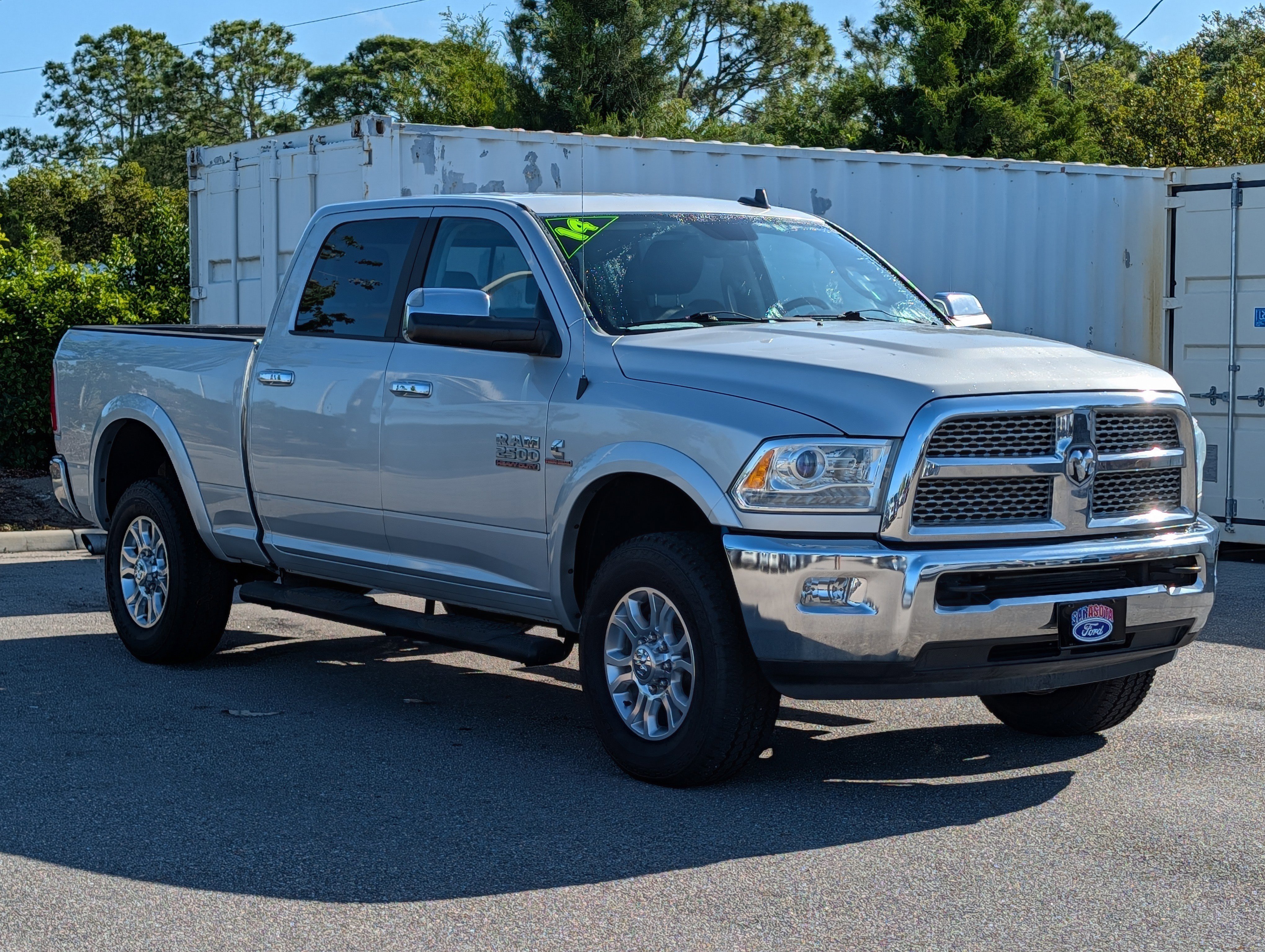 Used 2014 RAM 2500 Laramie AWD/4WD image 2