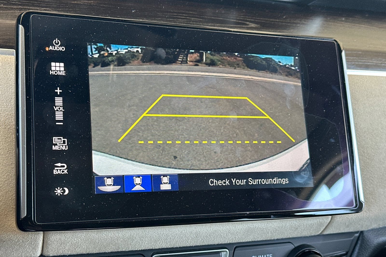 Used 2020 Honda Clarity Touring image 18