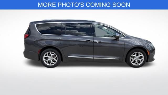 Used 2019 Chrysler Pacifica Limited FWD image 3