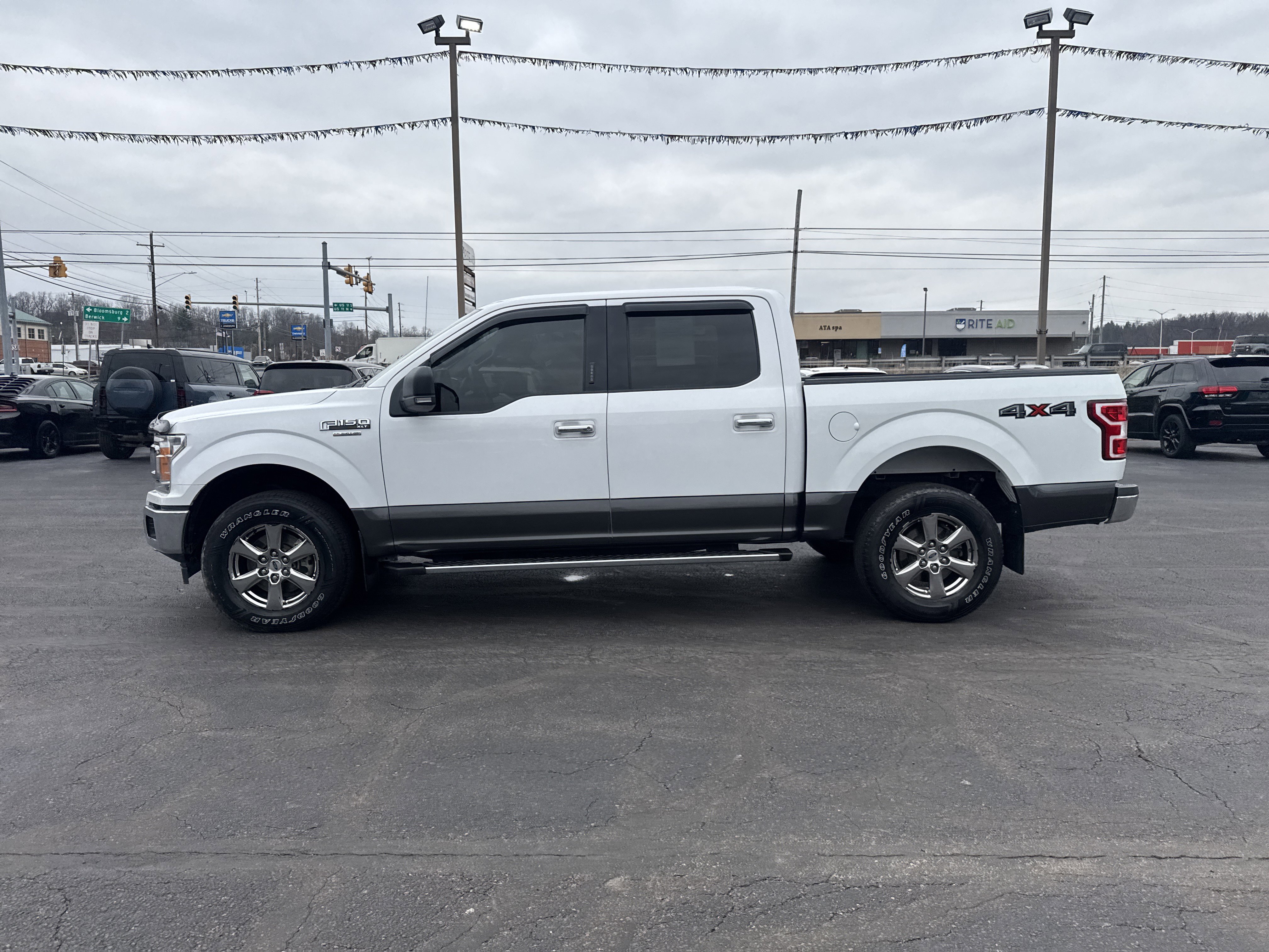 Used 2020 Ford F150 XLT w/ Equipment Group 302A Luxury image 7