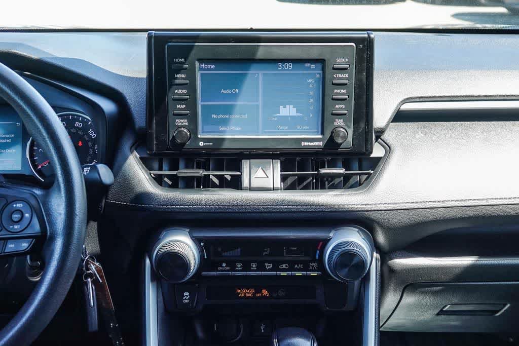 Used 2020 Toyota RAV4 LE w/ Carpet Mat Package FWD image 12