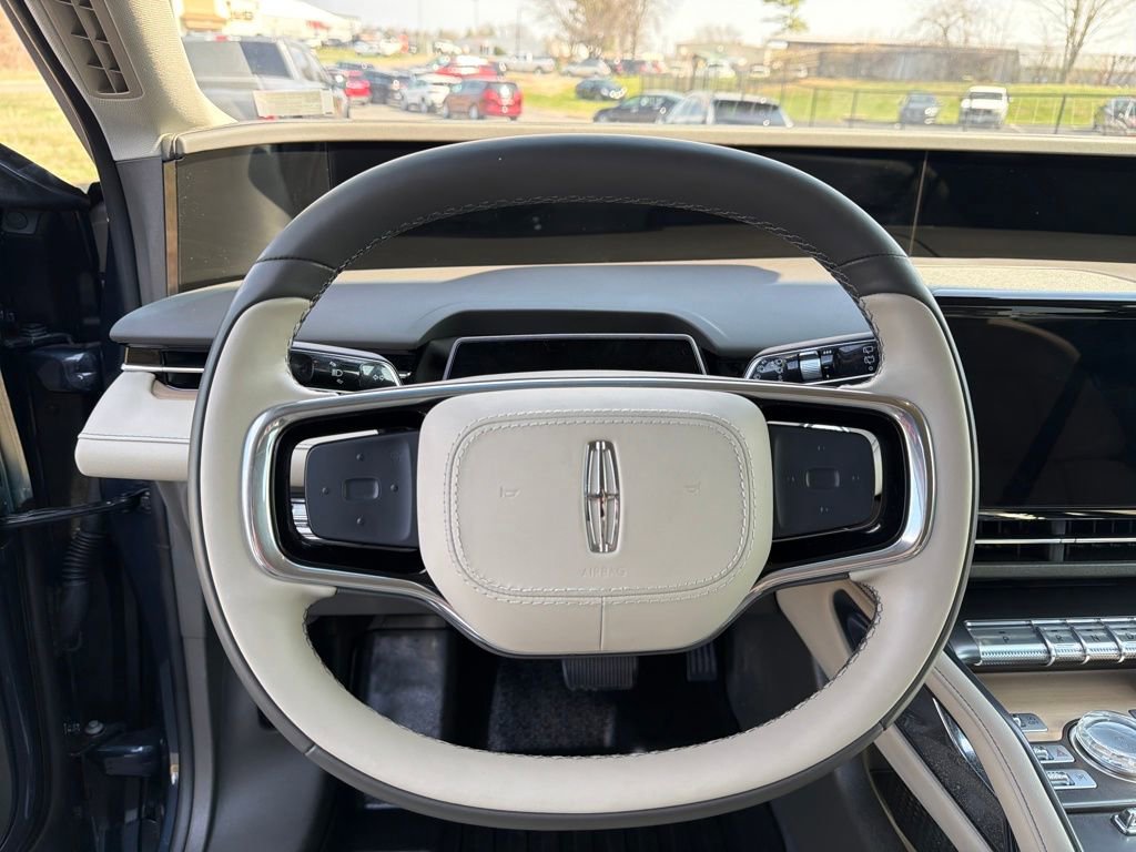 Used 2024 Lincoln Nautilus Reserve w/ Equipment Group 203A image 16