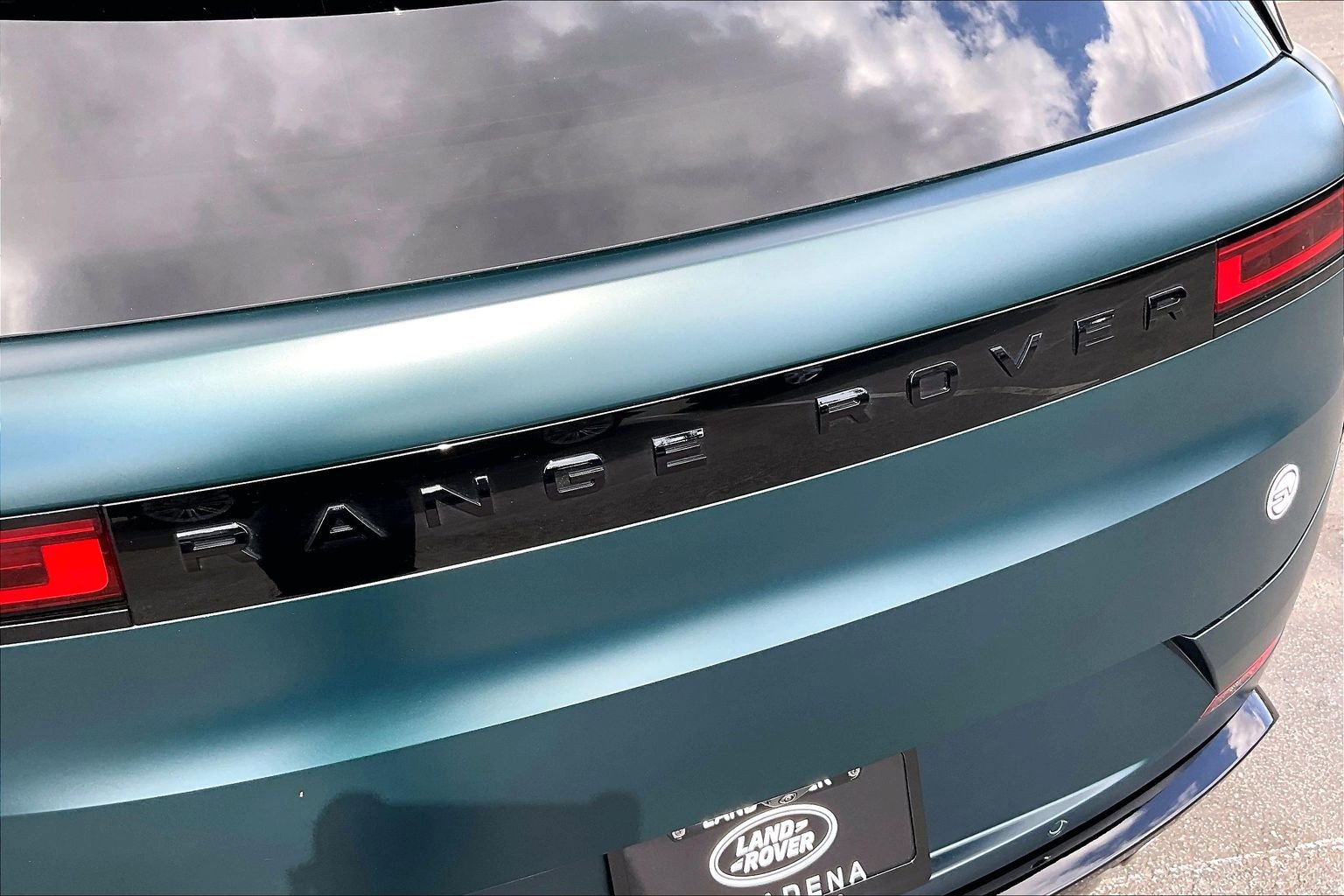 New 2026 Land Rover Range Rover Sport SV AWD/4WD image 7