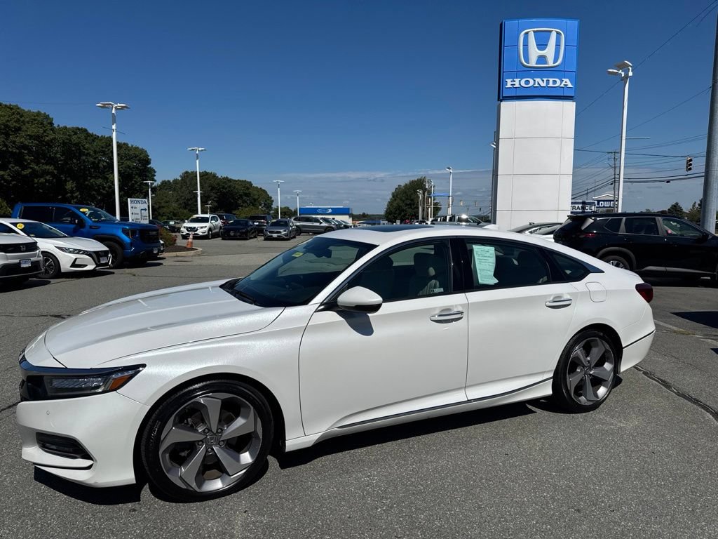 Used 2019 Honda Accord Touring image 1