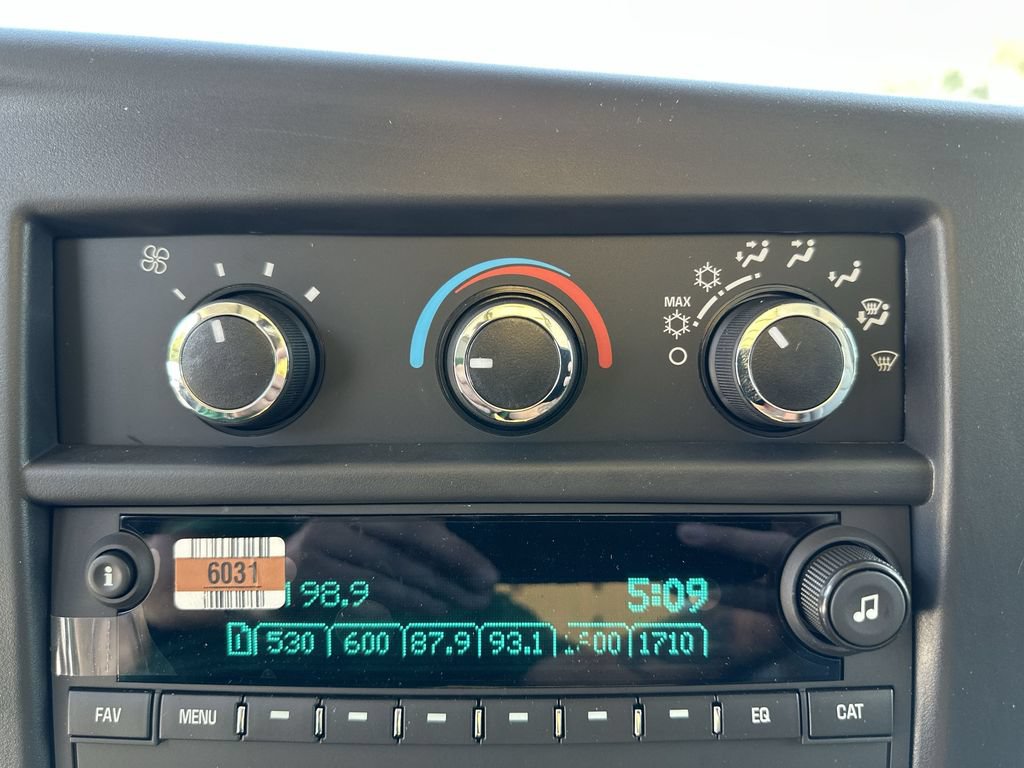 New 2025 Chevrolet Express 3500 w/ Power Convenience Package image 23