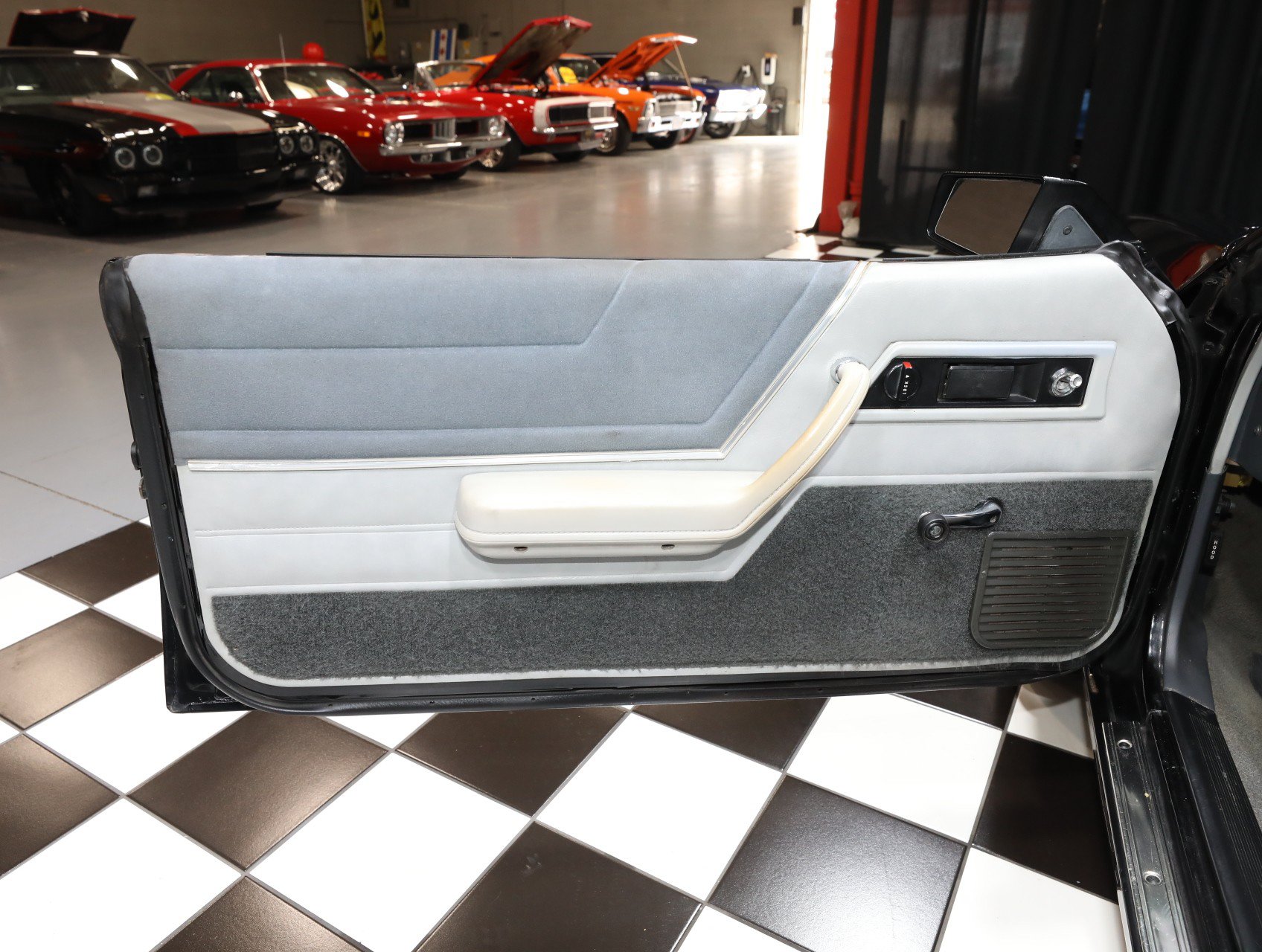 Used 1987 Dodge Charger Shelby FWD image 50