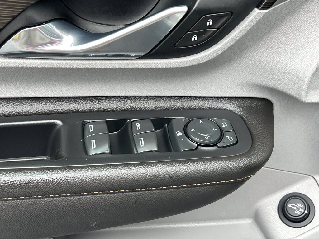 Used 2021 GMC Terrain SLT w/ Infotainment Package II FWD image 20
