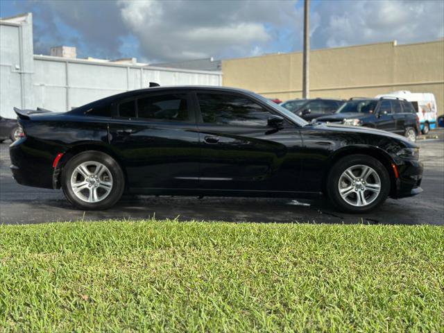 Used 2023 Dodge Charger SXT image 9