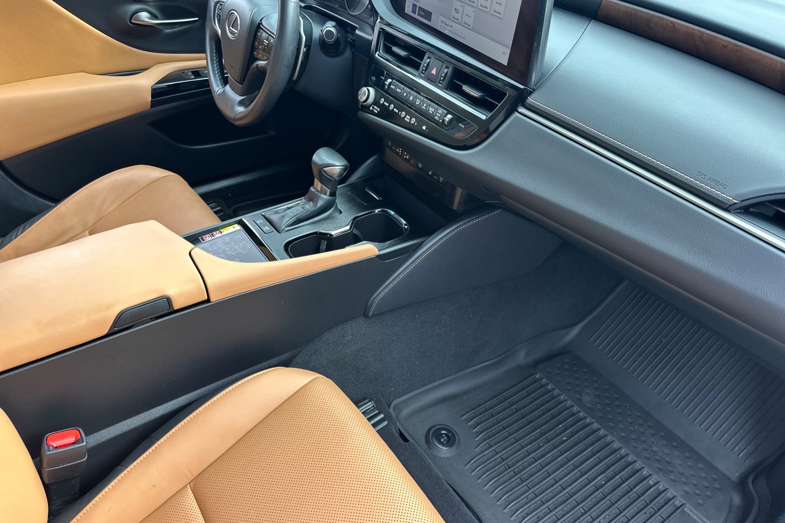 Used 2023 Lexus ES 300h w/ Premium Package FWD image 12