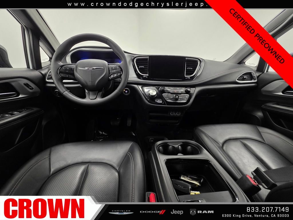 Certified 2024 Chrysler Pacifica Select image 18