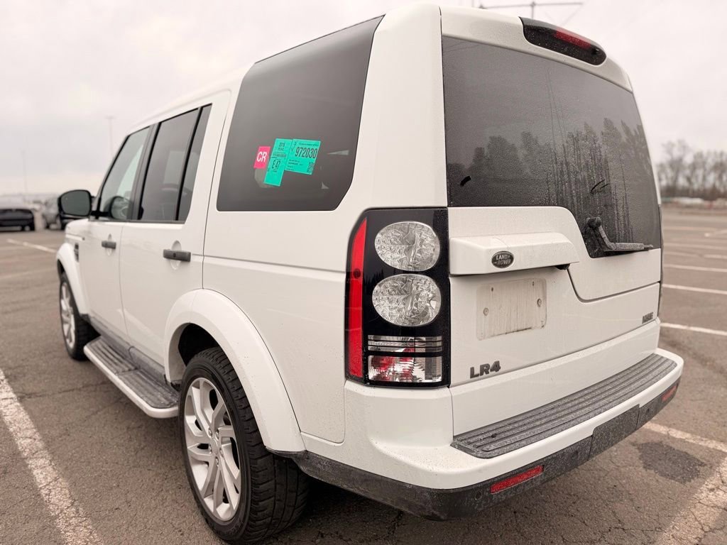 Used 2016 Land Rover LR4 HSE AWD/4WD image 3