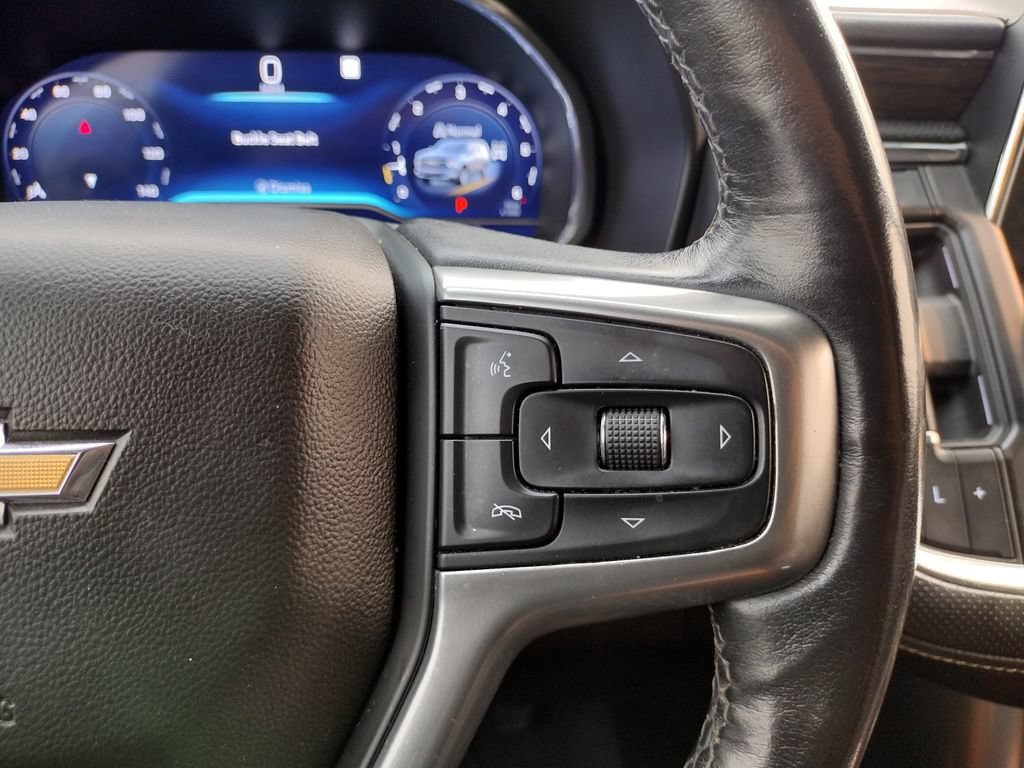 Used 2022 Chevrolet Suburban Premier AWD/4WD image 30
