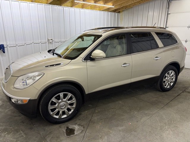 Used 2011 Buick Enclave CXL image 4