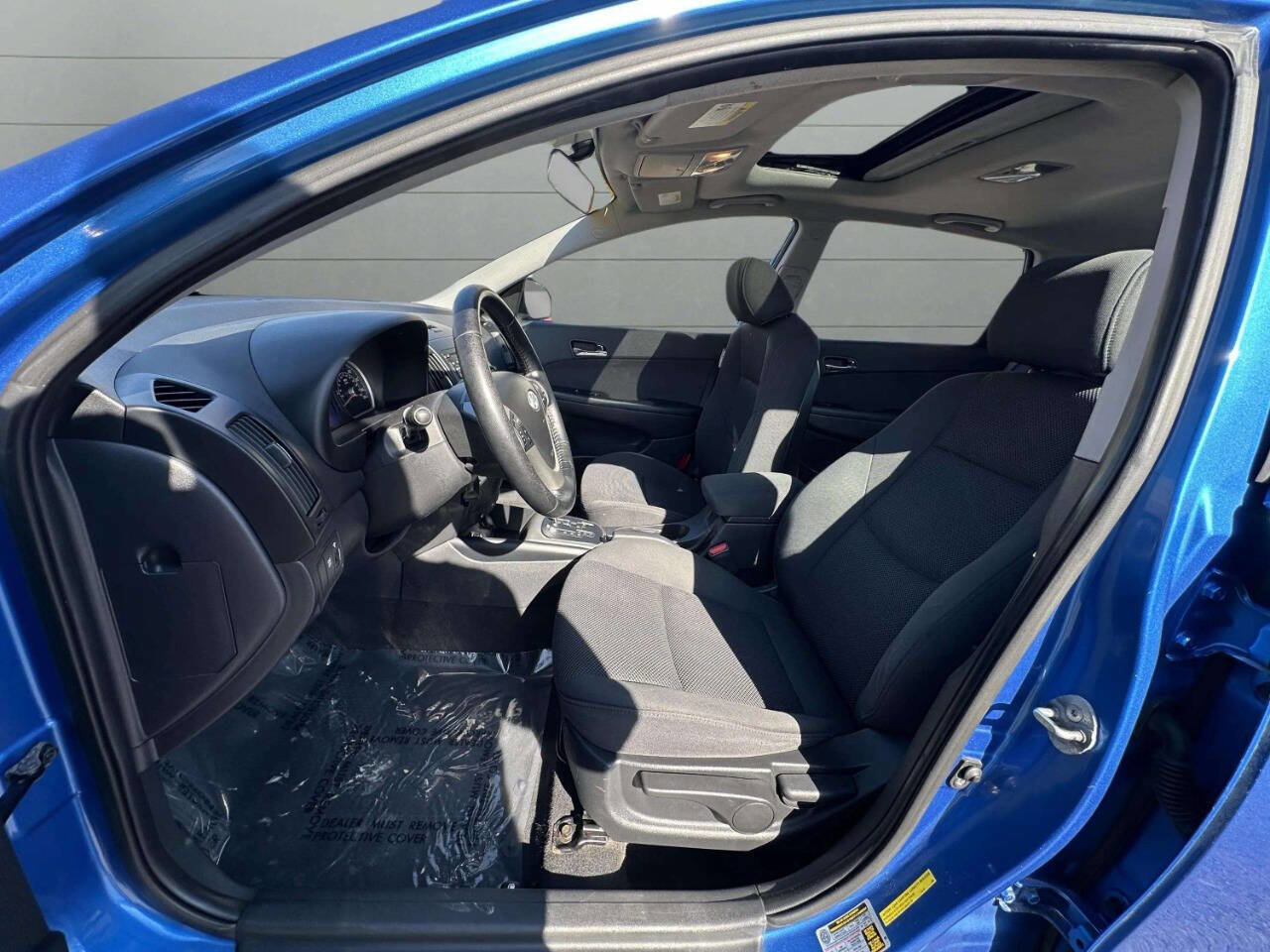 Used 2010 Hyundai Elantra SE image 16