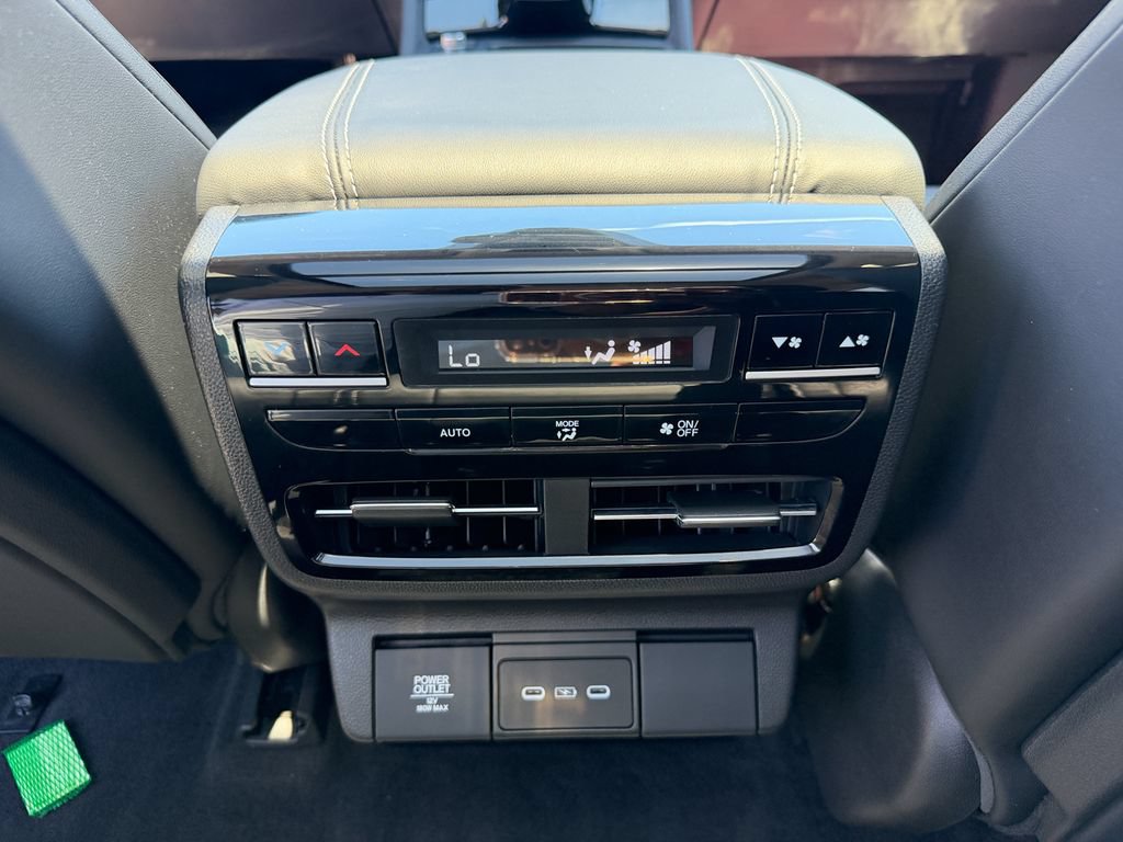 Certified 2025 Acura MDX FWD w/ Technology Package image 26