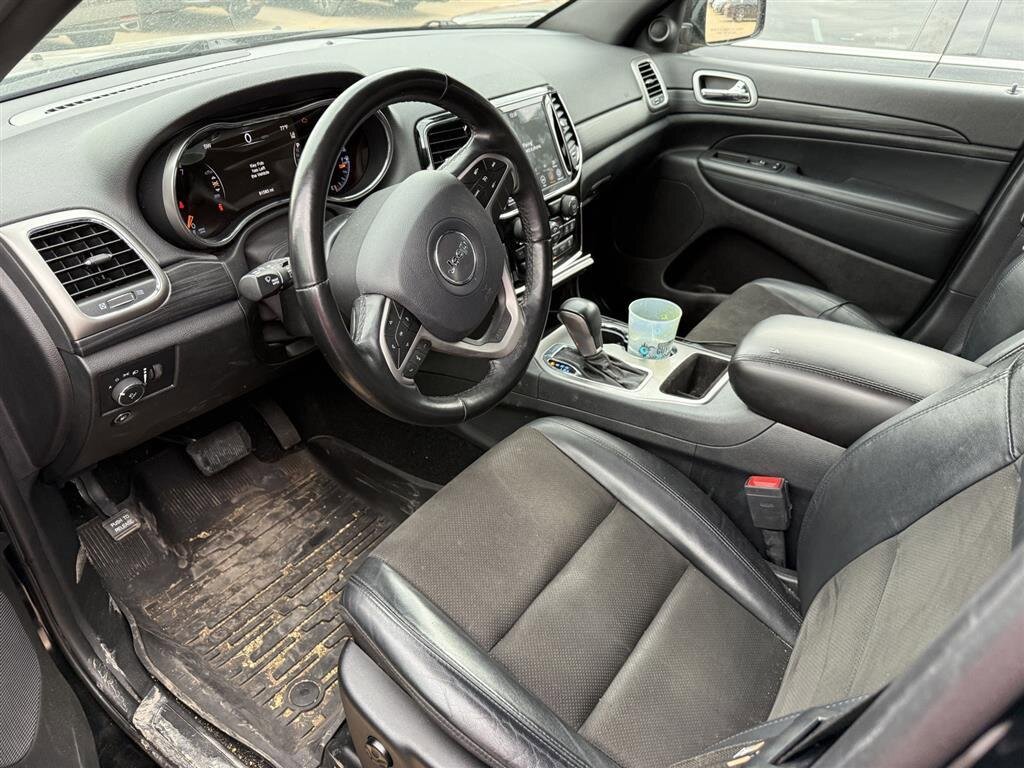 Used 2020 Jeep Grand Cherokee Altitude image 4