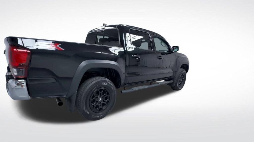 Certified 2023 Toyota Tacoma SR5 w/ SX Package AWD/4WD image 8