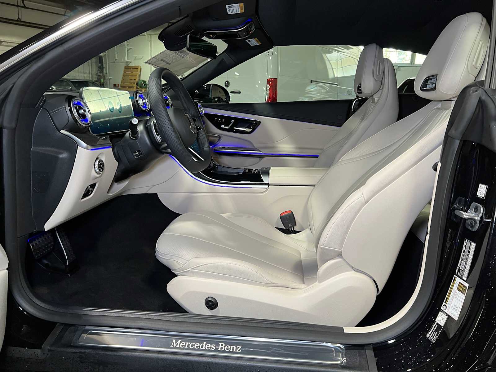 New 2026 Mercedes-Benz CLE 300 4MATIC Cabriolet image 21