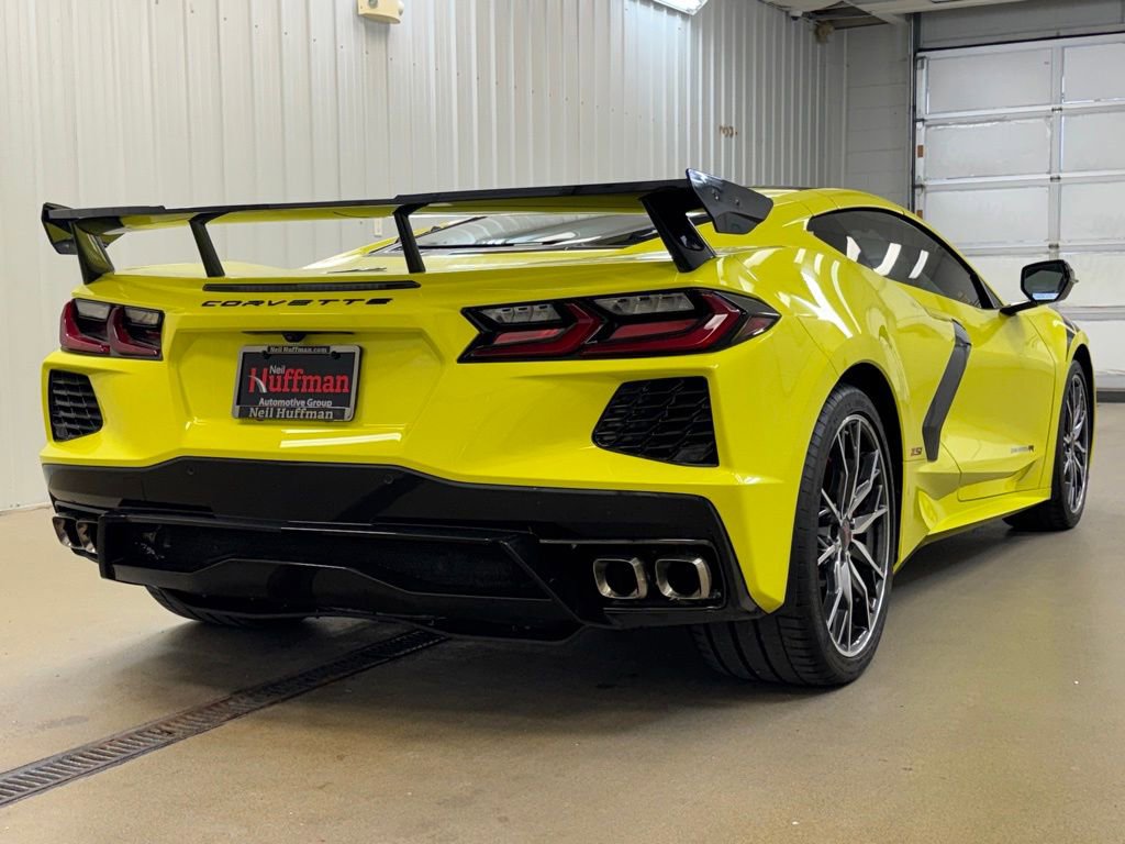 Used 2024 Chevrolet Corvette Stingray Premium Cpe w/ Z51 Performance Package RWD image 6