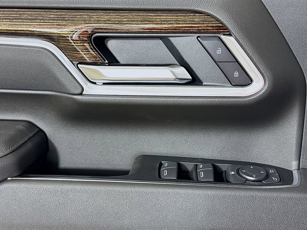 New 2026 GMC Sierra 2500 SLE w/ SLE Value Package; image 16