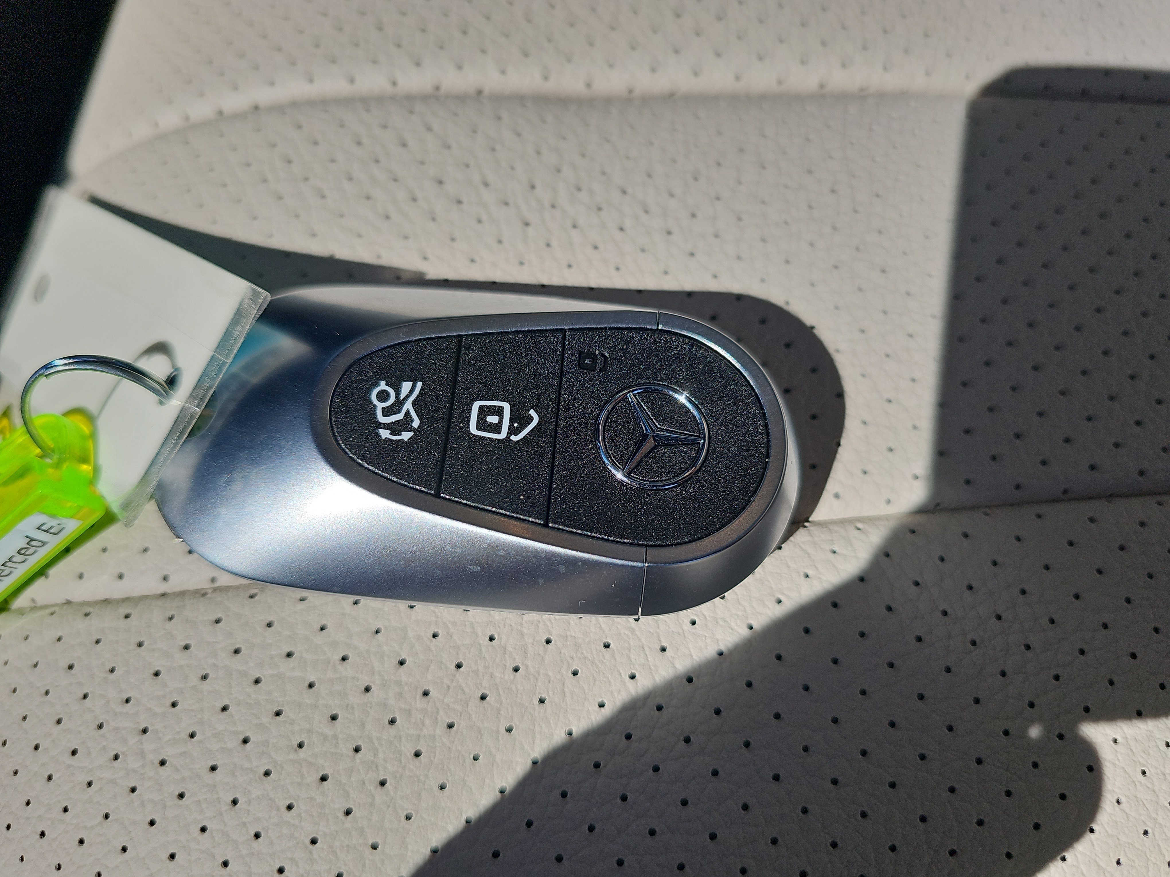 New 2026 Mercedes-Benz E 350 4MATIC Sedan image 37