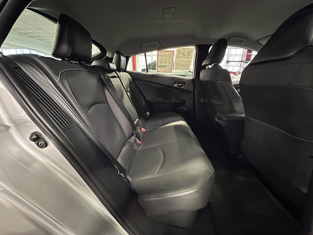 Certified 2021 Toyota Prius Prime XLE FWD image 21