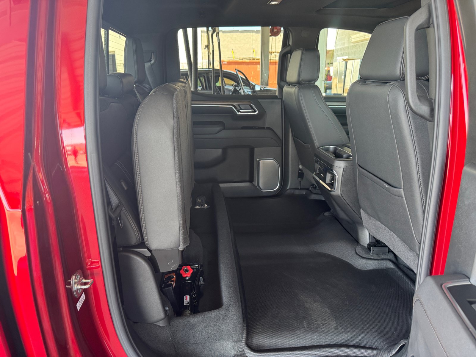 Used 2026 Chevrolet Silverado 1500 High Country RWD image 29