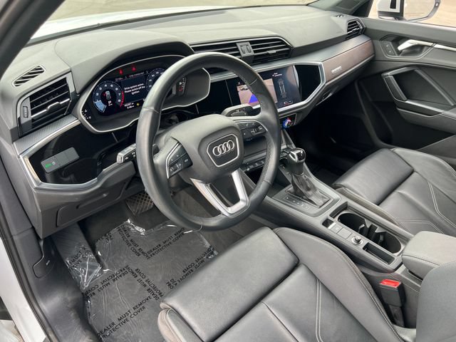 Used 2022 Audi Q3 2.0T Premium AWD/4WD image 24