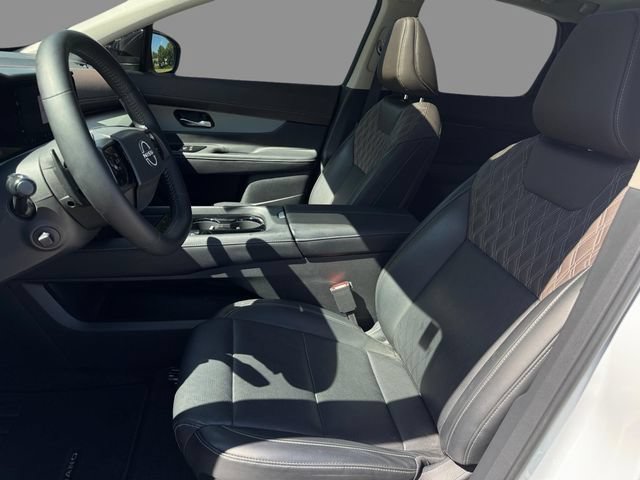 Certified 2025 Nissan Murano Platinum w/ Cargo Package AWD/4WD image 15