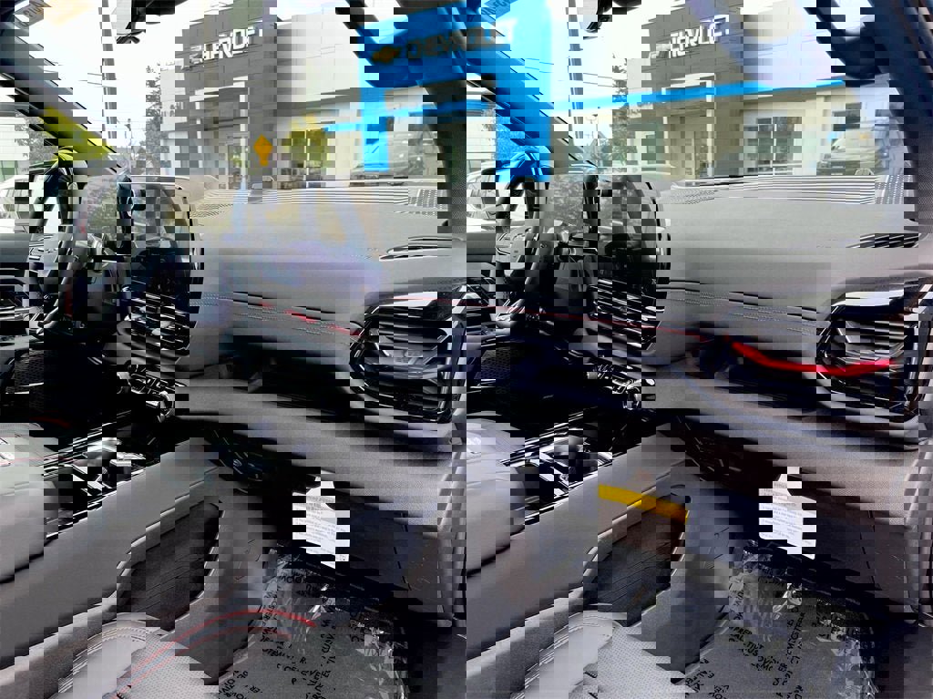 New 2024 Chevrolet Silverado EV RST image 21