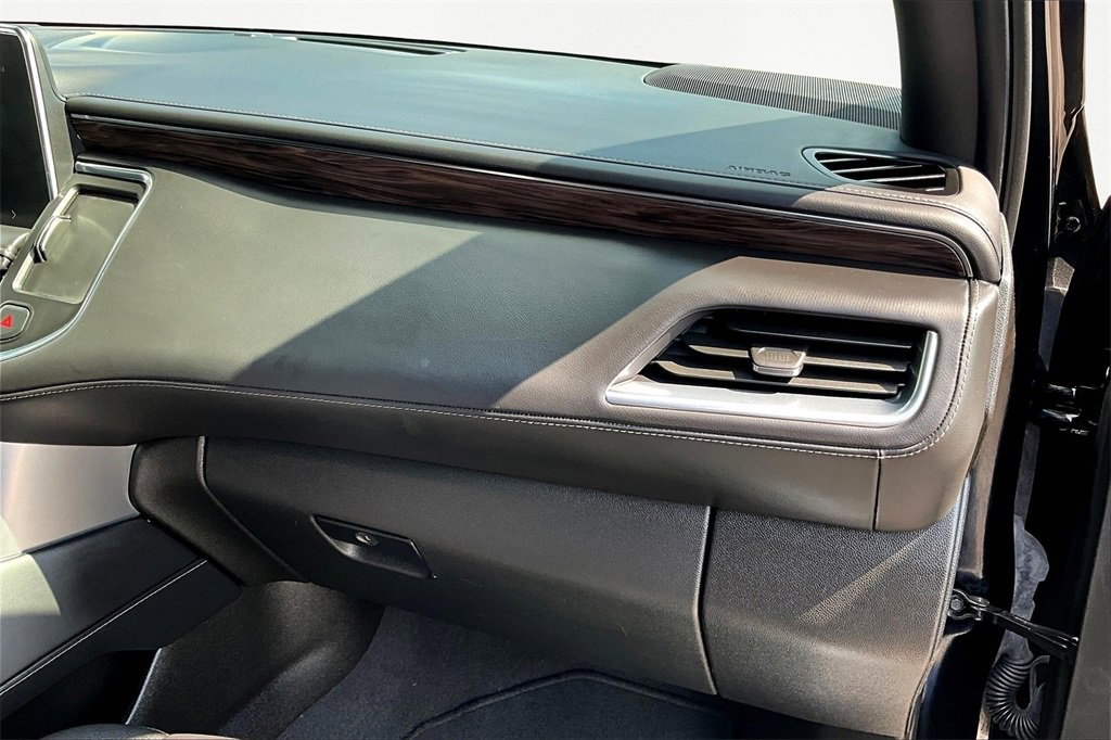 Used 2023 Chevrolet Tahoe LT image 17