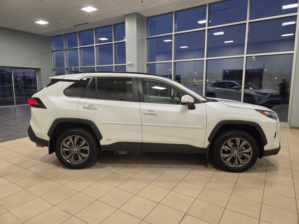 Used 2024 Toyota RAV4 Limited w/ Advanced Technology Package image 6
