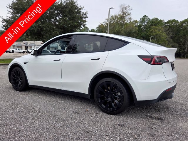 Used 2023 Tesla Model Y Long Range AWD/4WD image 3