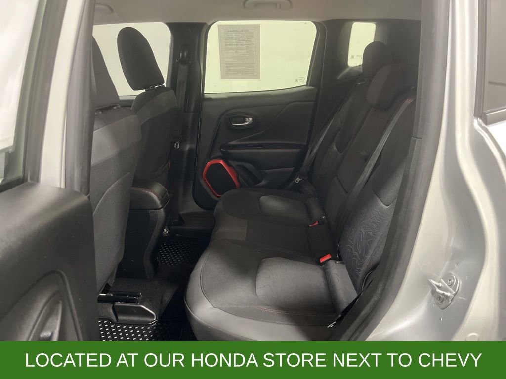 Used 2019 Jeep Renegade Trailhawk w/ UConnect 8.4 Nav Group image 26