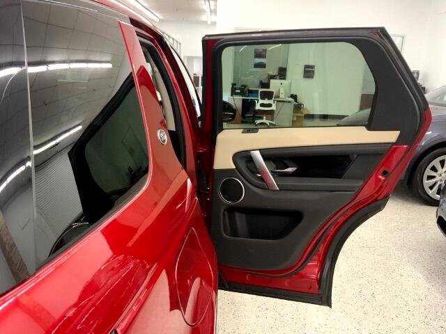 Used 2020 Land Rover Discovery Sport S image 31