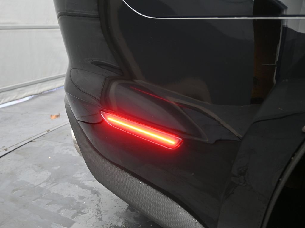 Used 2020 Ford Mustang Shelby GT500 w/ Technology Package image 17