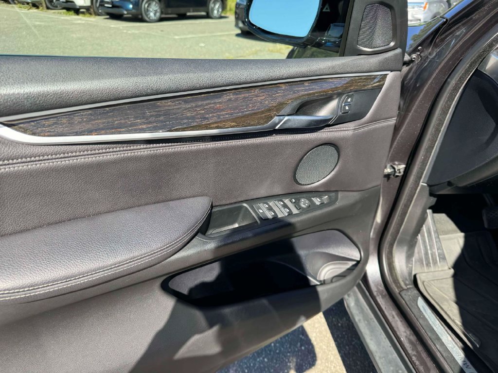 Used 2018 BMW X5 xDrive35i AWD/4WD image 18