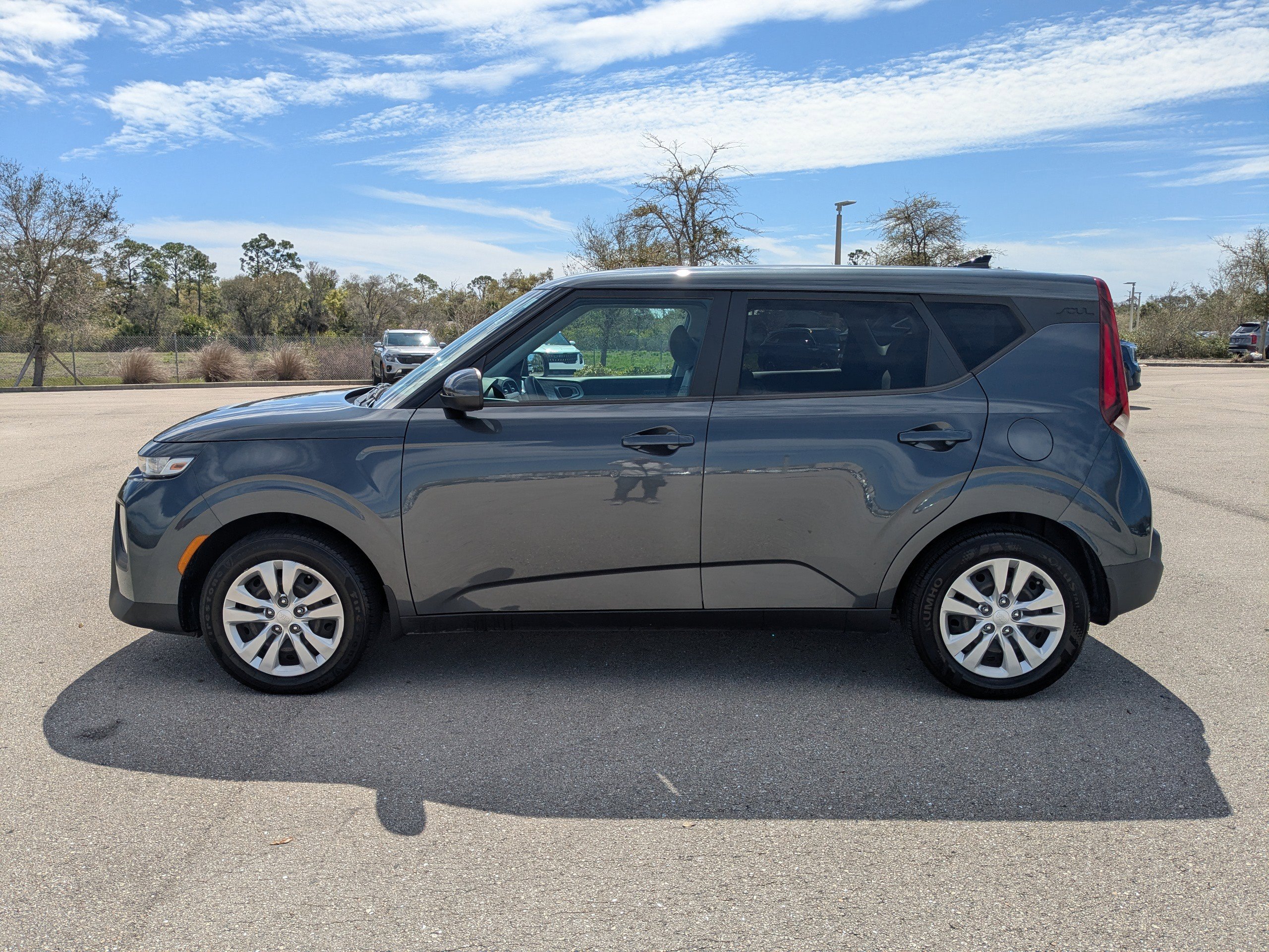 Used 2021 Kia Soul LX image 7