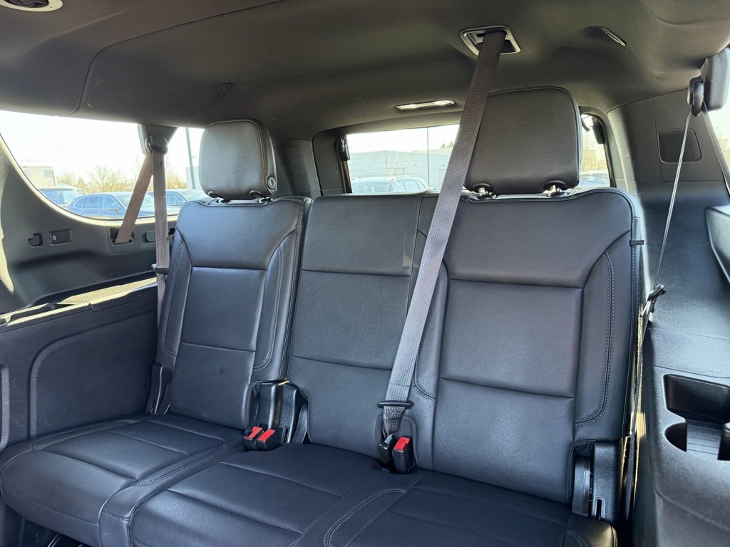 Used 2023 Chevrolet Suburban LT image 33