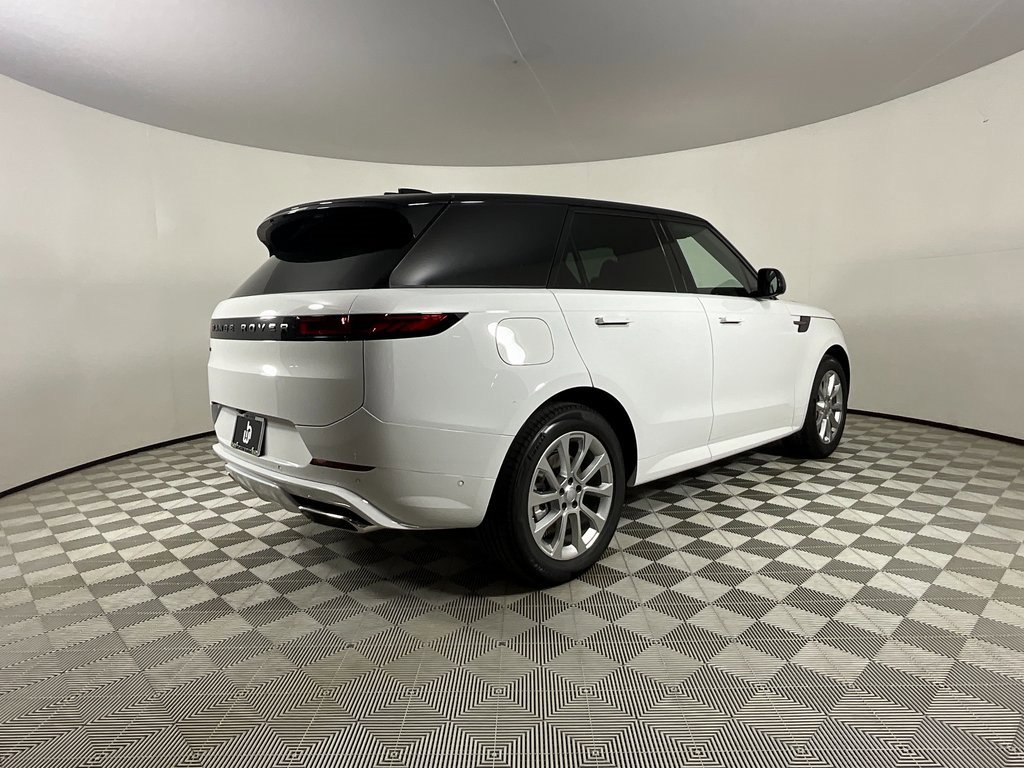 New 2025 Land Rover Range Rover Sport Dynamic SE image 2