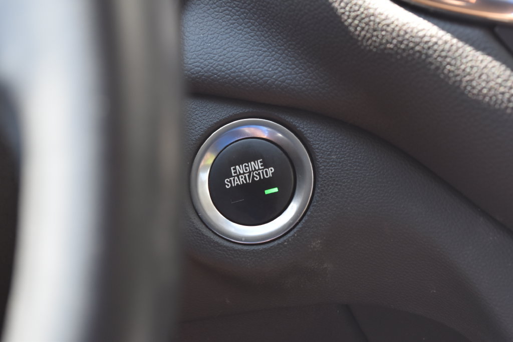 Used 2024 Chevrolet Equinox LT AWD/4WD image 16