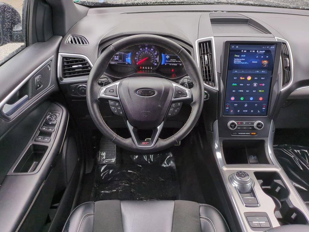Used 2022 Ford Edge ST w/ Equipment Group 401A image 16