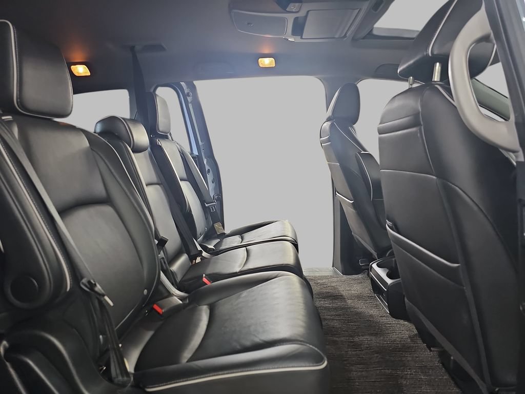 Used 2023 Honda Odyssey Elite image 14