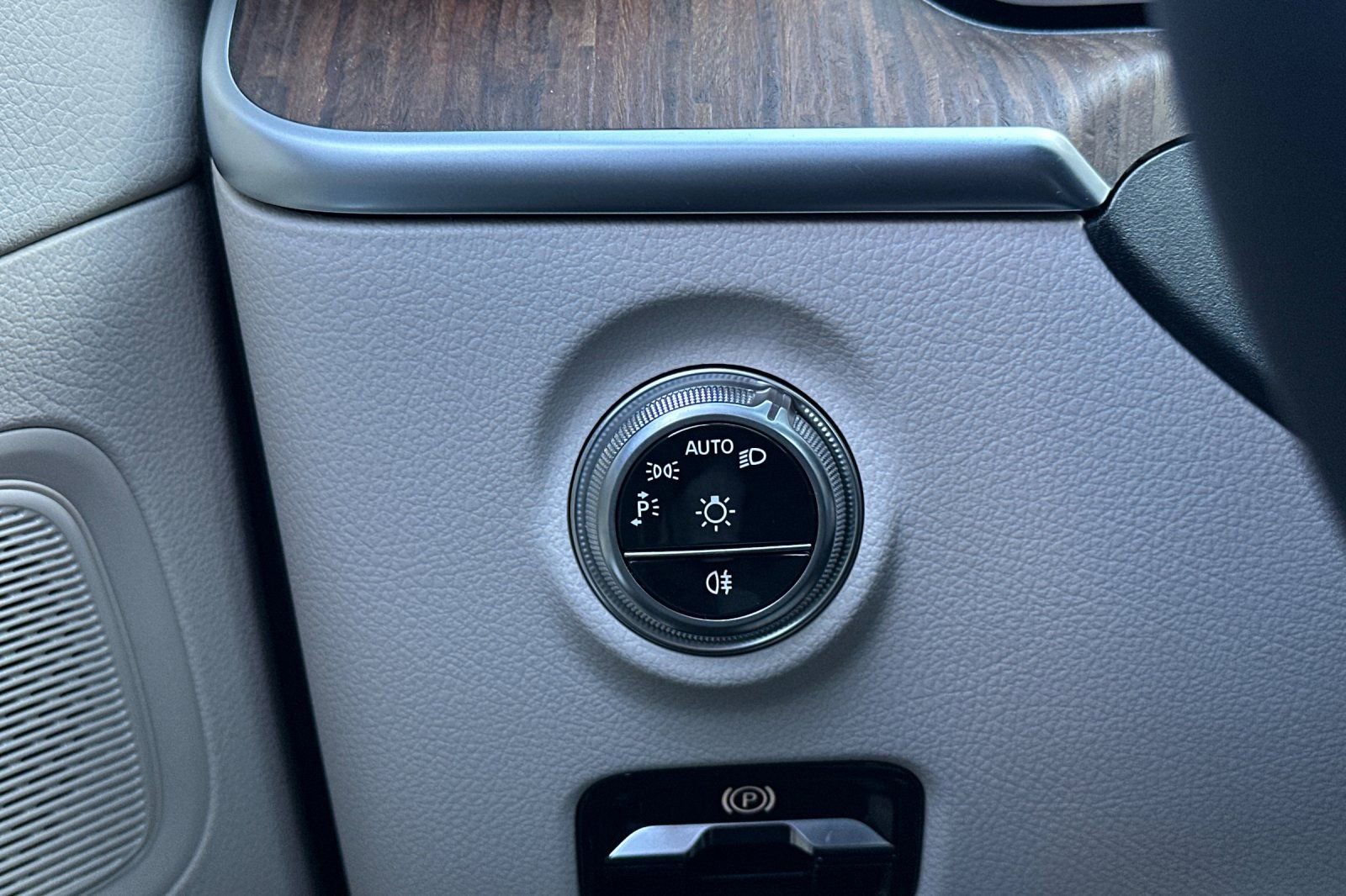 New 2026 Mercedes-Benz C 300 Sedan image 27