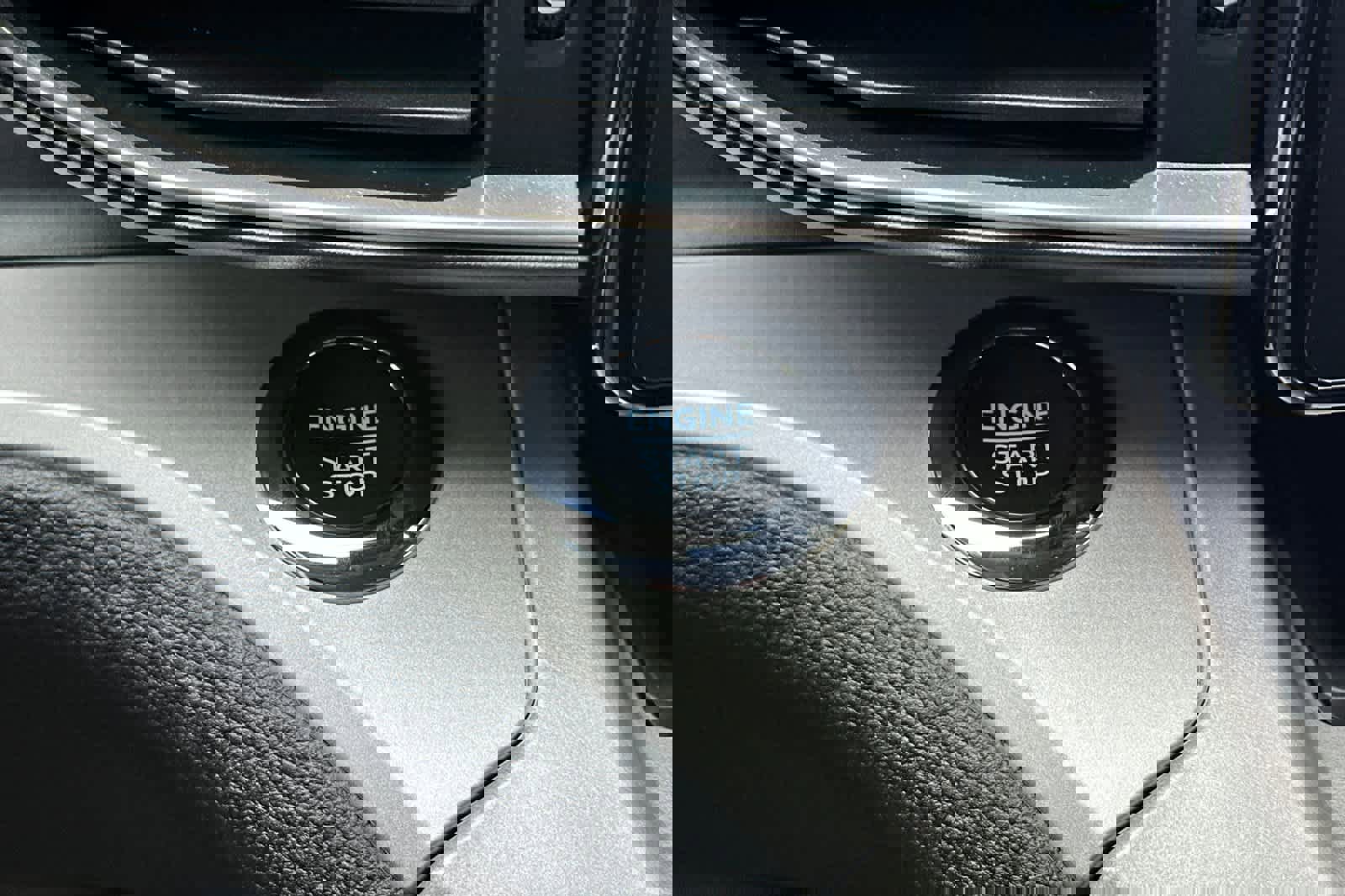 Used 2023 Ford Explorer XLT w/ Equipment Group 202A image 22