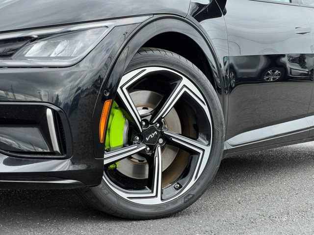 Certified 2023 Kia EV6 GT AWD/4WD image 2